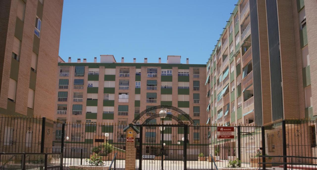 Apartamento El barquito del abuelo Málaga Exterior foto